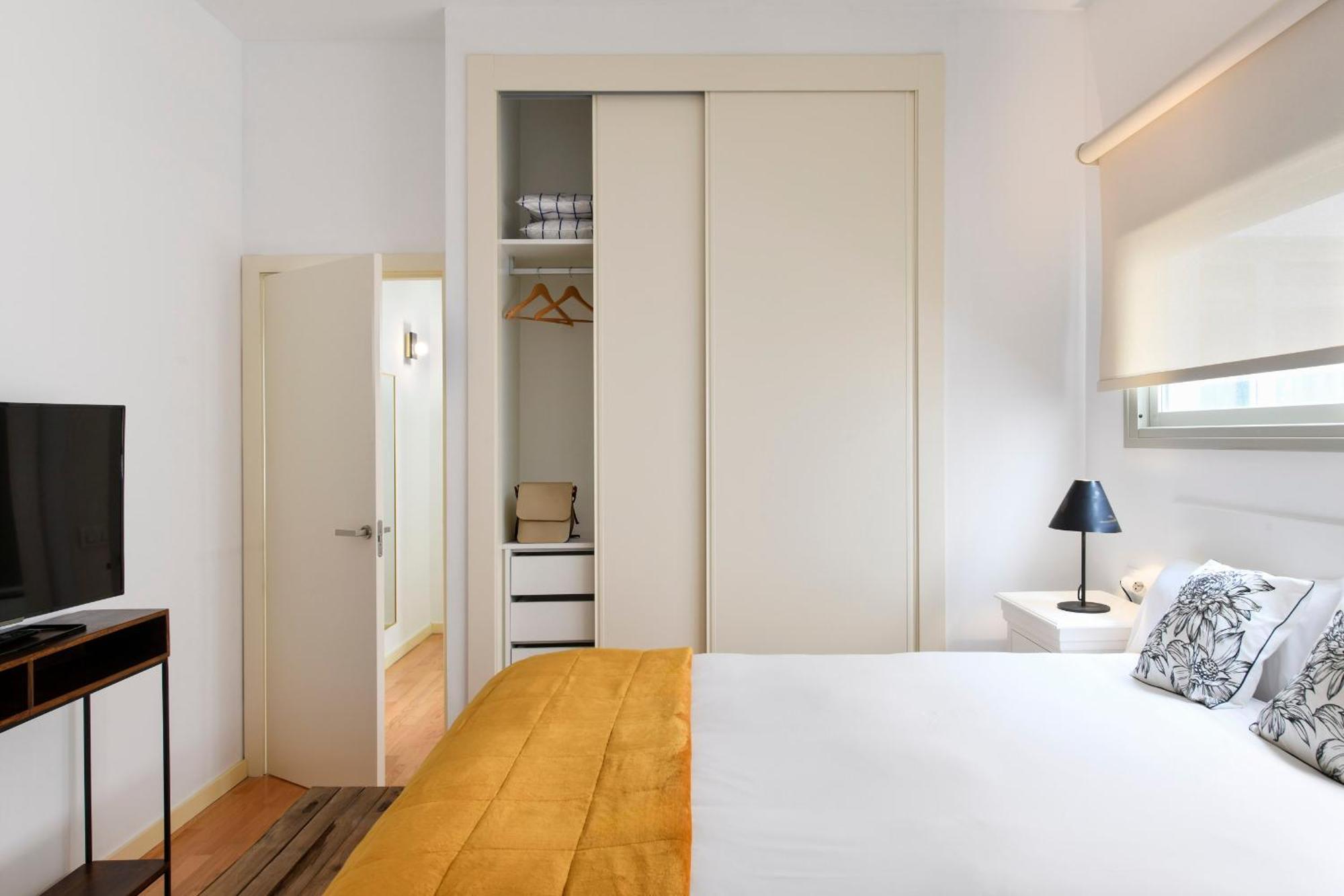Magno Apartments Cervantes Севилья Экстерьер фото